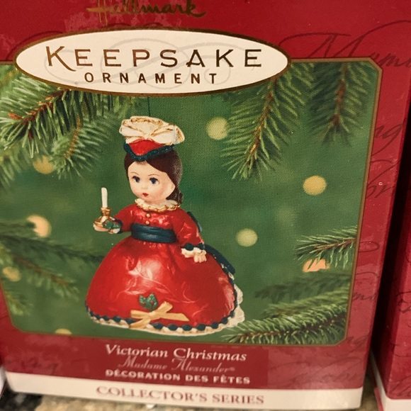 😇 (6)Hallmark Keepsake Madame Alexander Christmas Ornaments🎄offers welcomed🎁 - Picture 6 of 7